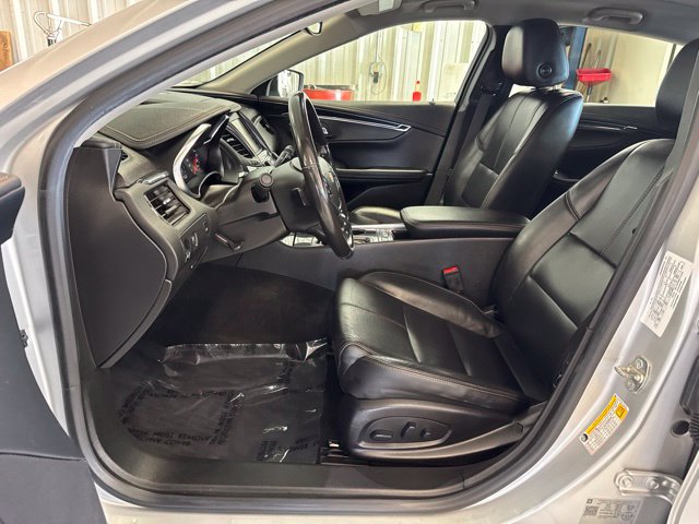 Used 2019 Chevrolet Impala LT w/ LT Leather Package FWD image 27