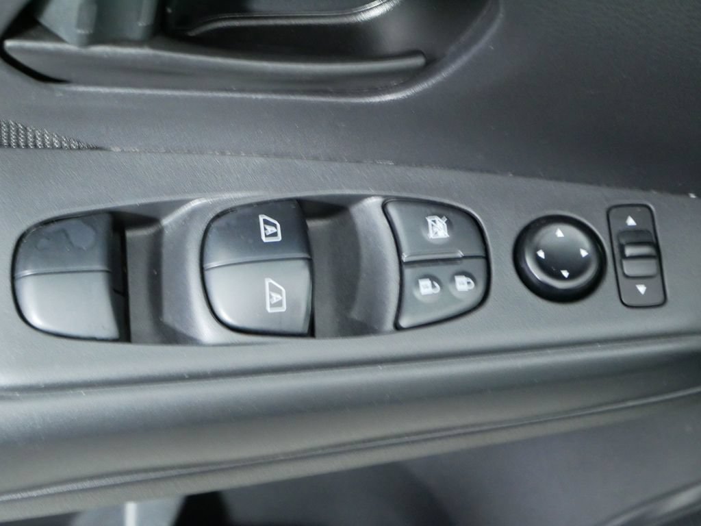 Used 2023 Nissan Kicks S FWD image 21