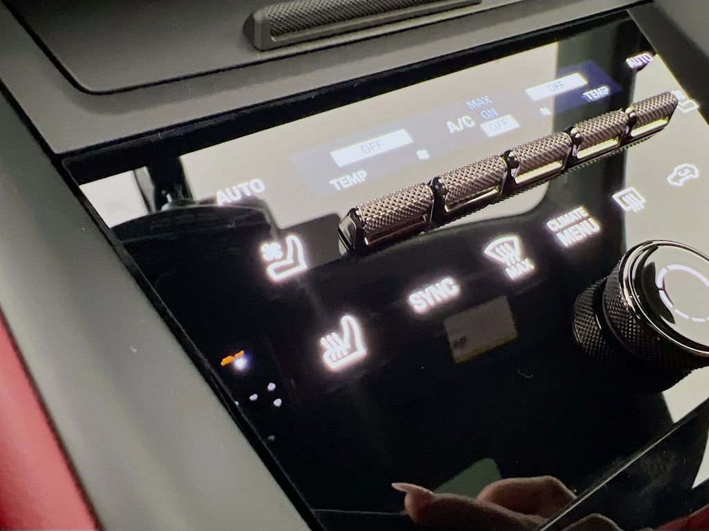 New 2026 Porsche Macan Turbo Electric image 23