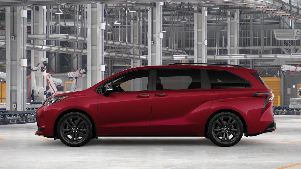 New 2026 Toyota Sienna XSE FWD image 6