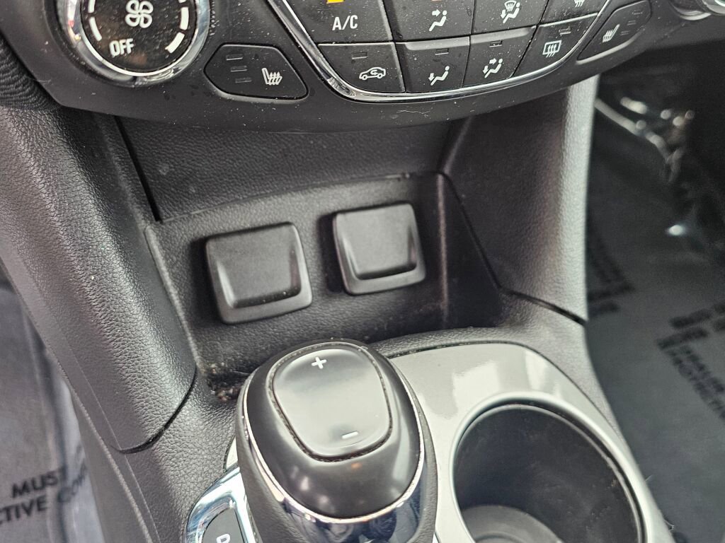 Used 2017 Chevrolet Cruze LT w/ Convenience Package image 35