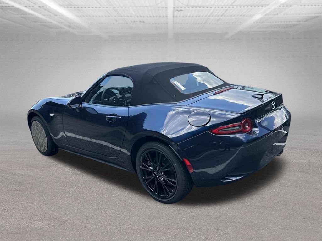 New 2026 MAZDA MX-5 Miata Club w/ Weather Package RWD image 4