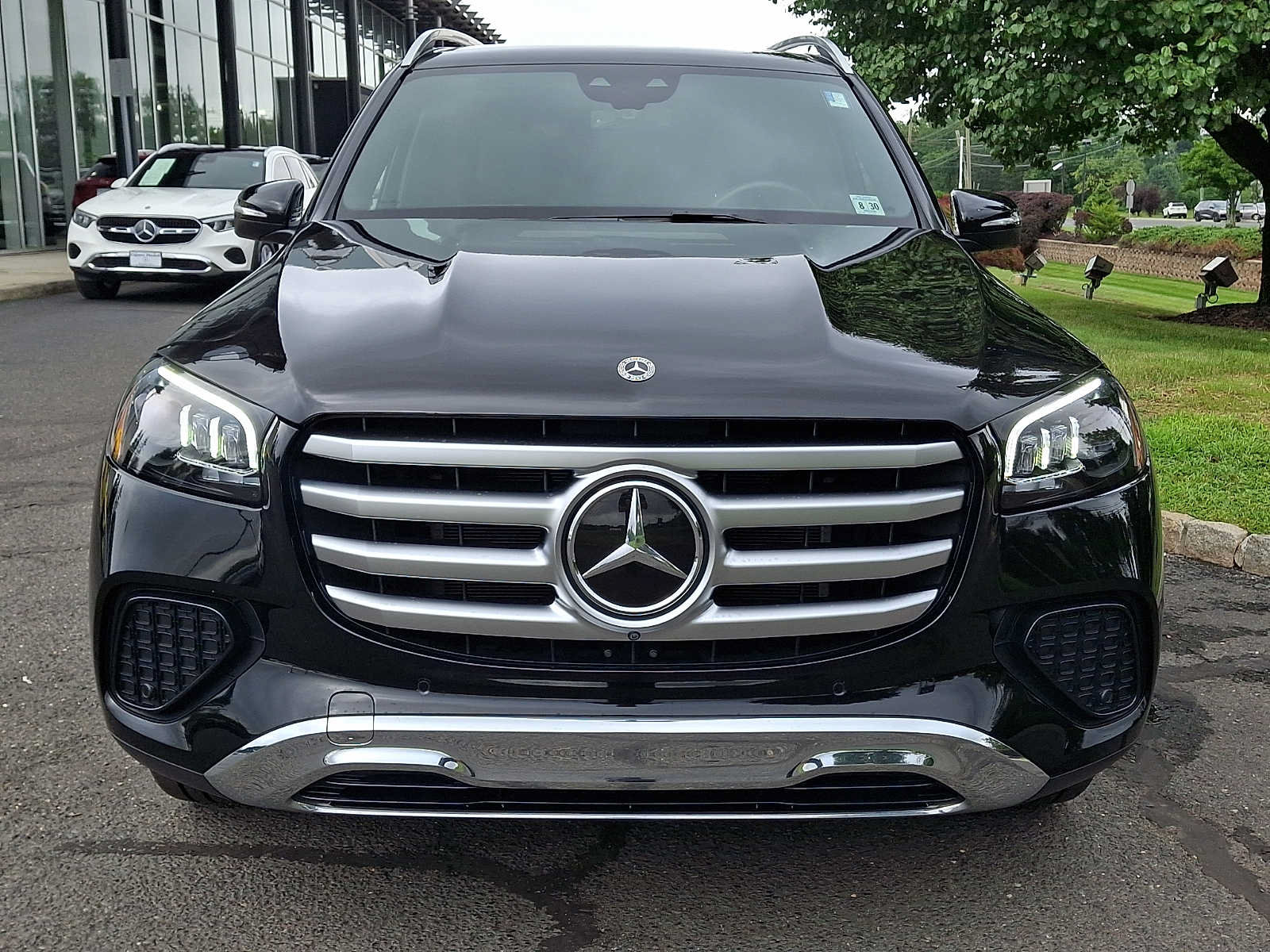 Used 2025 Mercedes-Benz GLS 450 4MATIC image 2