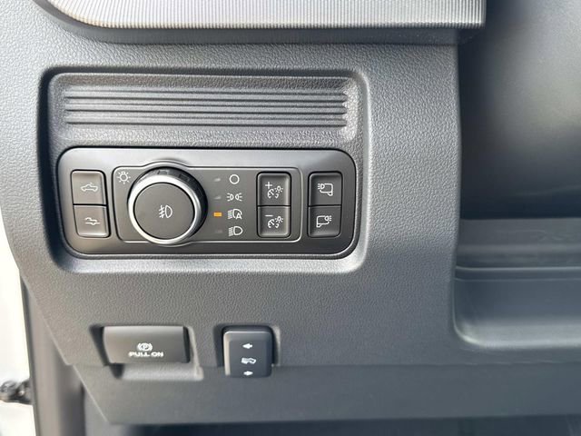 New 2026 Ford F250 Platinum w/ FX4 Off-Road Package image 28
