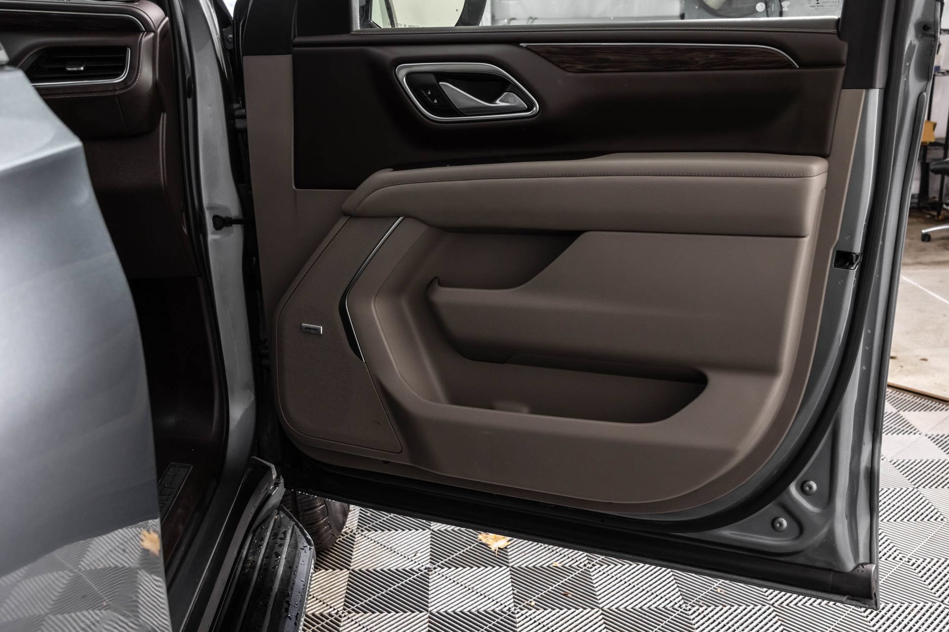 Used 2022 Chevrolet Tahoe LT AWD/4WD image 47