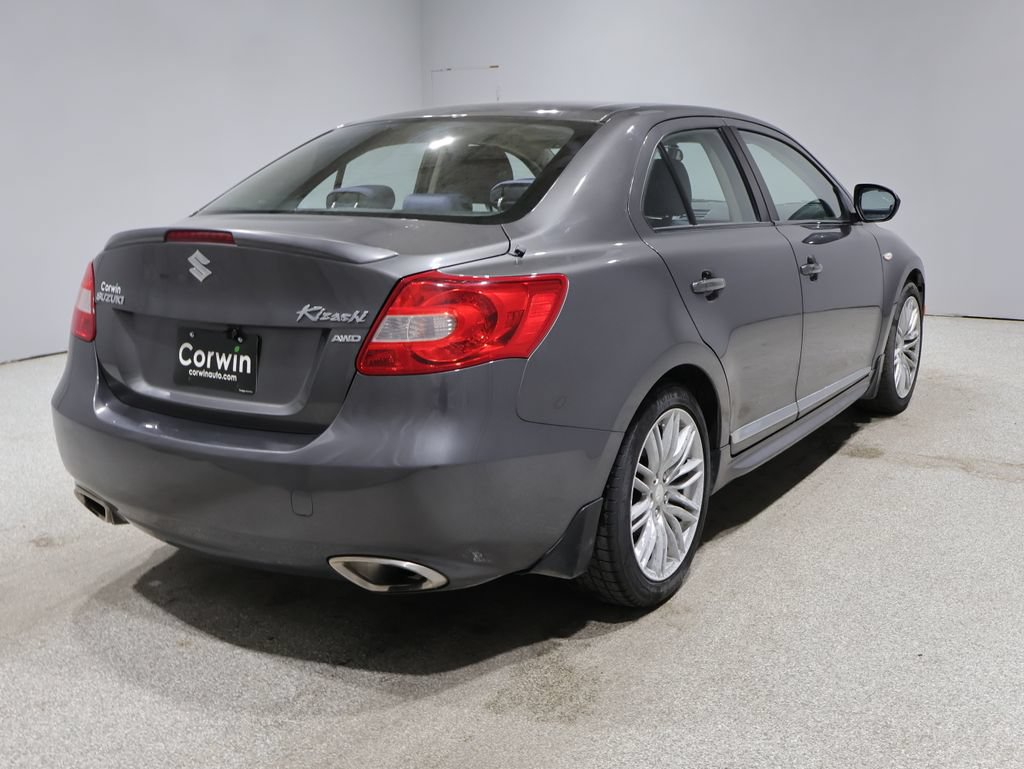 Used 2012 Suzuki Kizashi Sport GTS AWD/4WD image 2