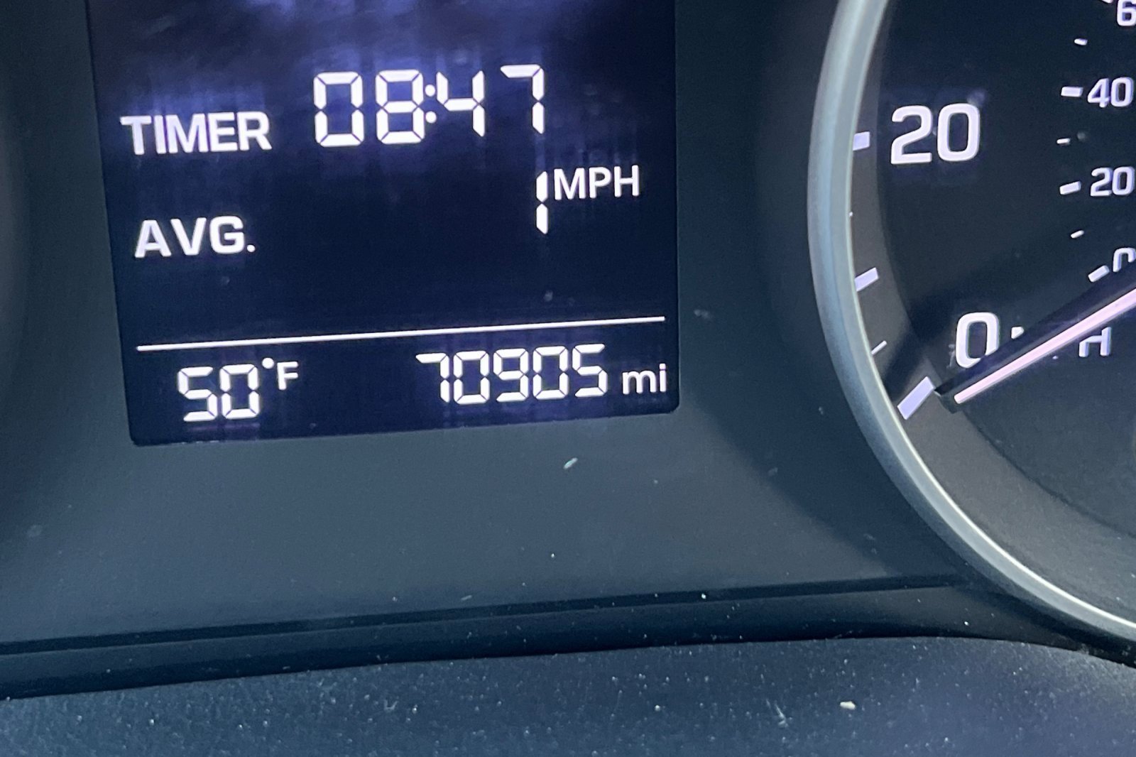 Used 2017 Hyundai Elantra SE image 32