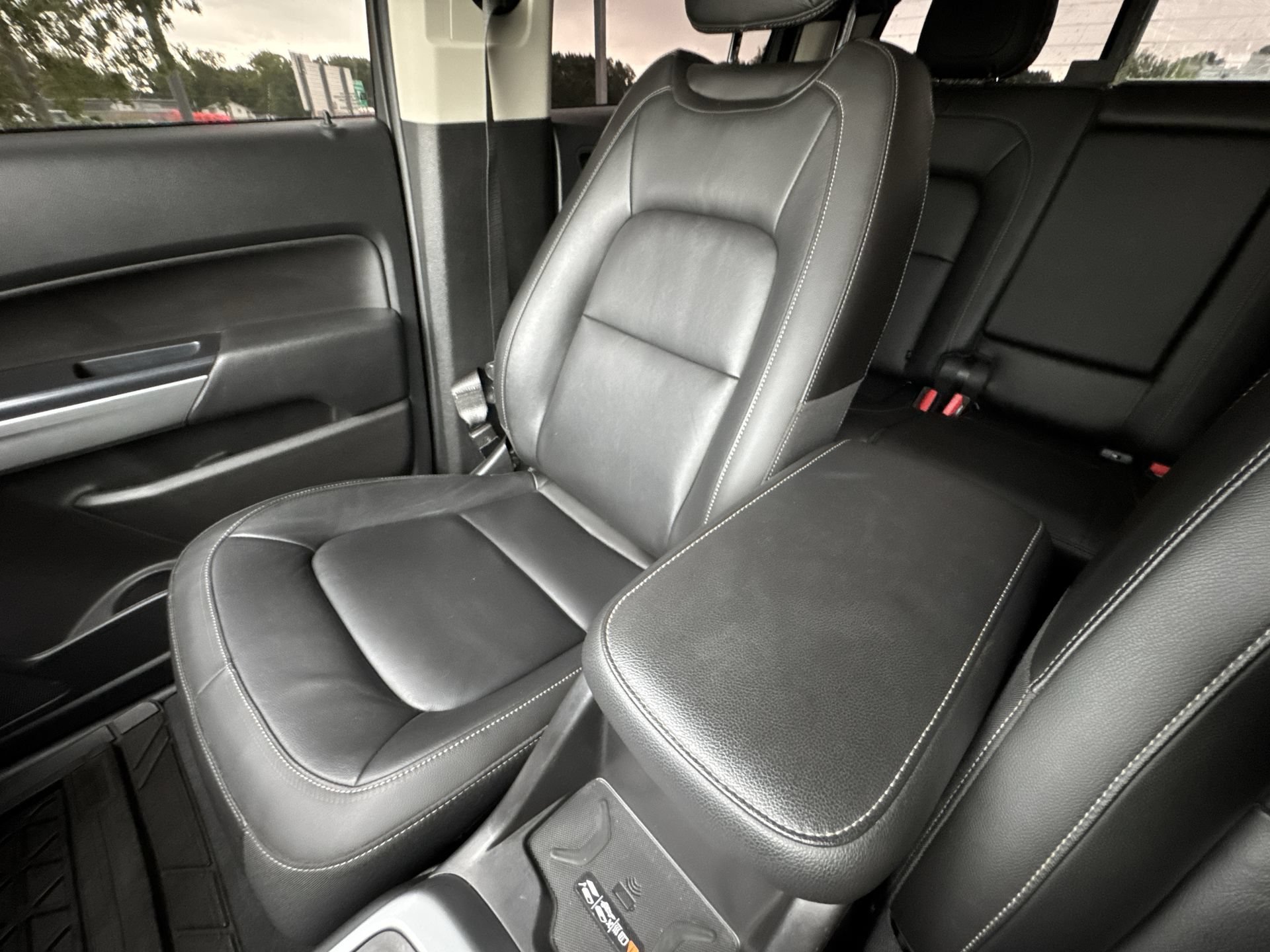 Certified 2022 Chevrolet Colorado ZR2 AWD/4WD image 21