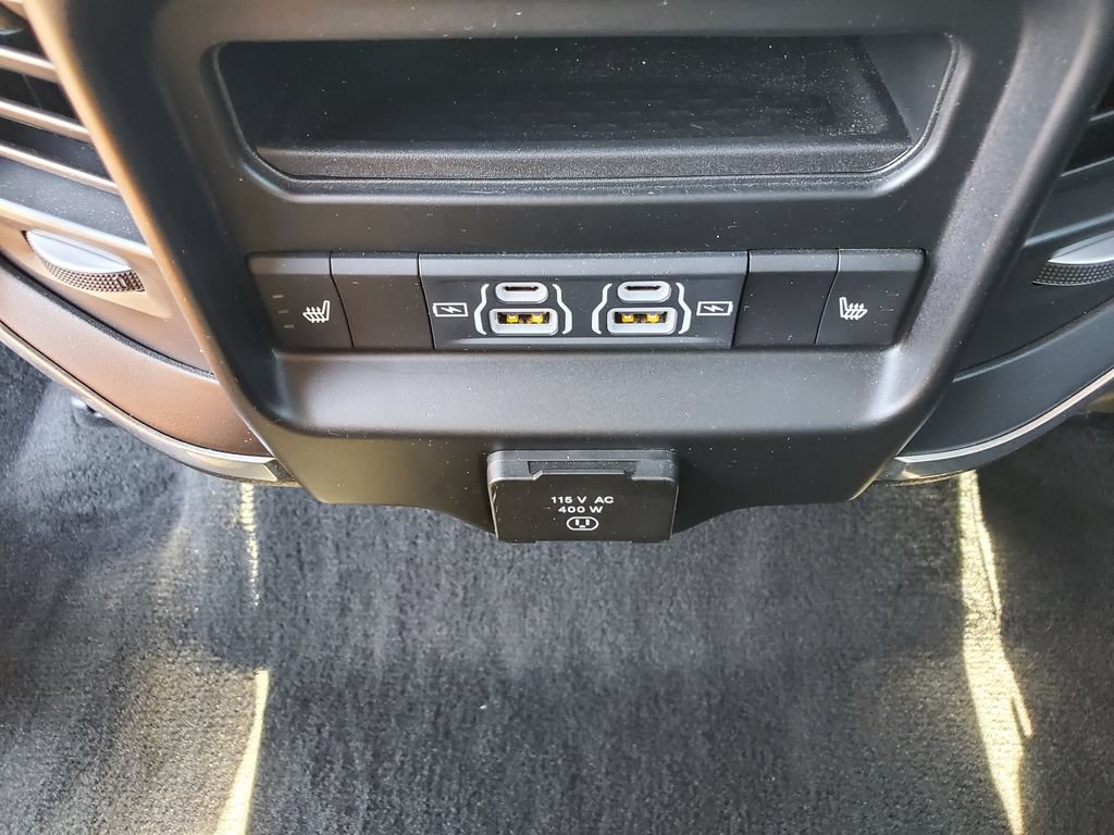 Used 2025 RAM 1500 Laramie w/ Sport Appearance Package AWD/4WD image 12