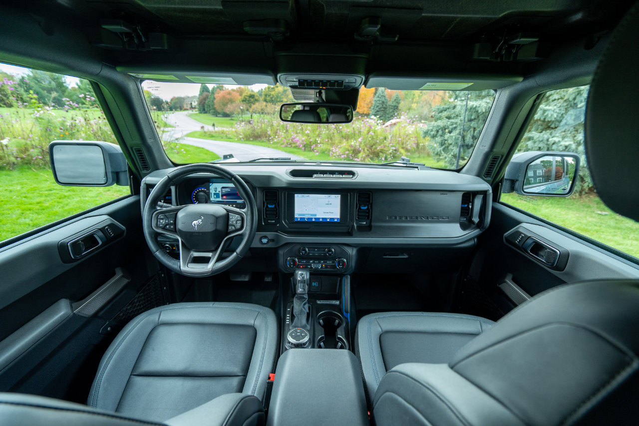 Used 2022 Ford Bronco Black Diamond image 13