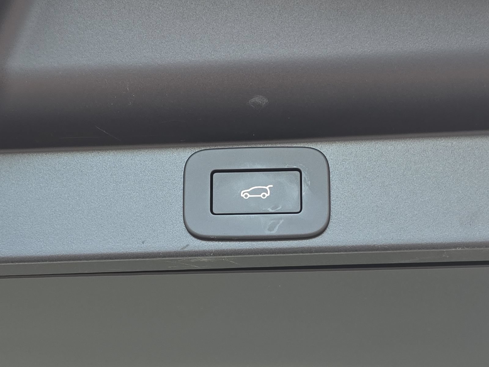 Used 2025 Land Rover Range Rover SE AWD/4WD image 17