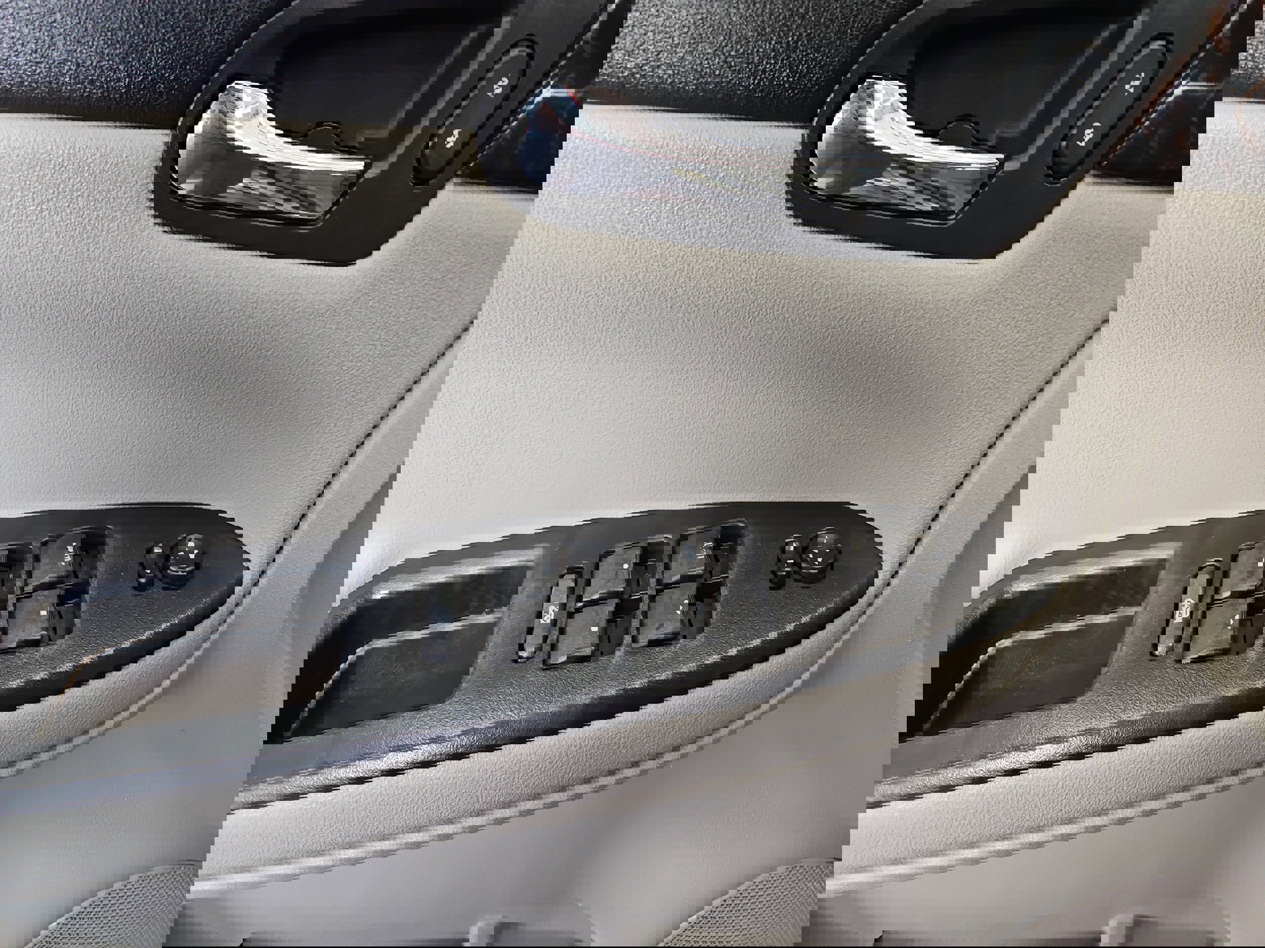 Used 2013 Chevrolet Impala LT FWD image 8