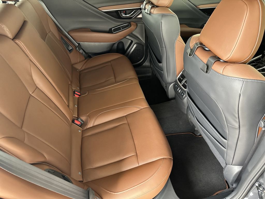 Used 2025 Subaru Outback Touring w/ Popular Package #2 image 35