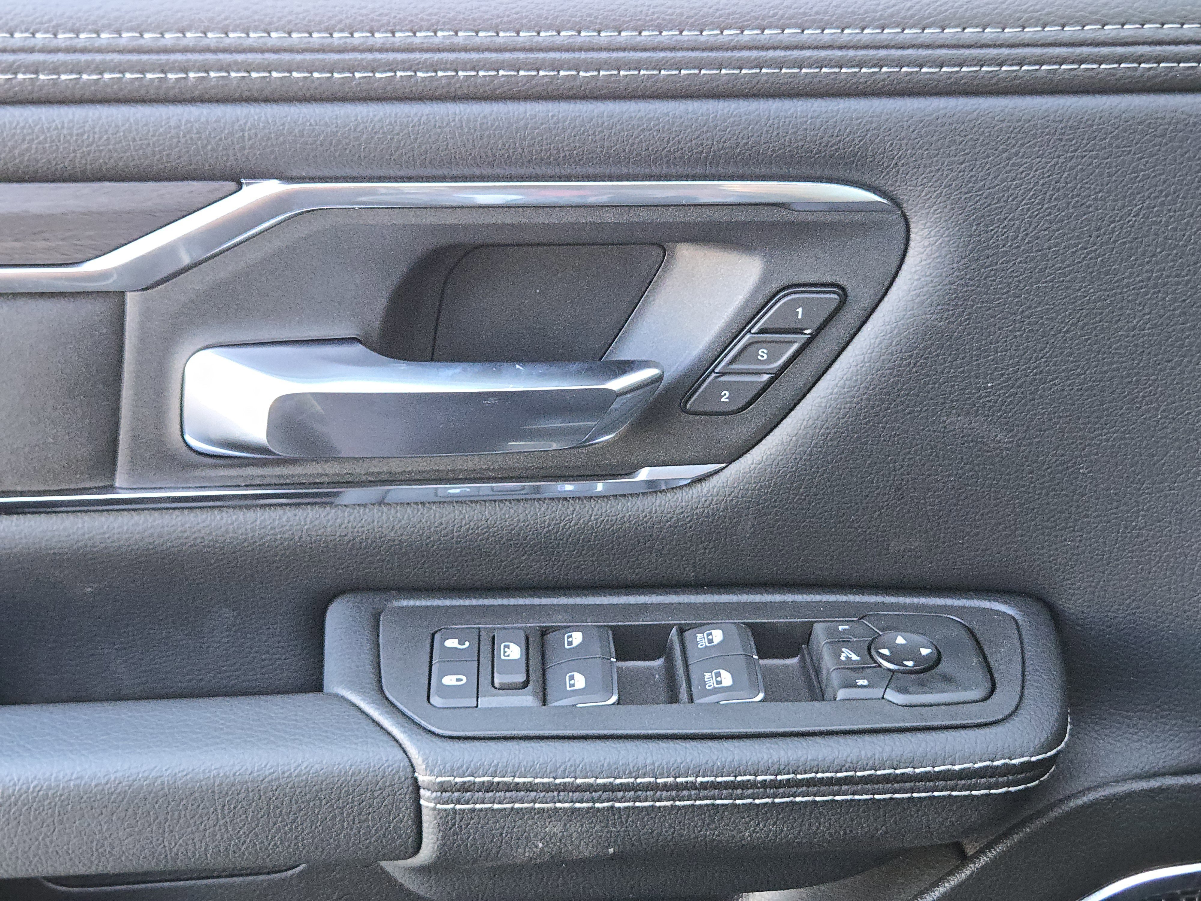 New 2026 RAM 1500 Laramie image 17