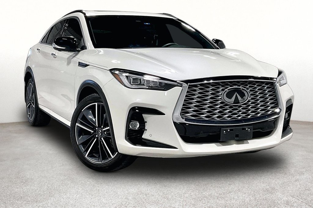 Used 2023 INFINITI QX55 Essential