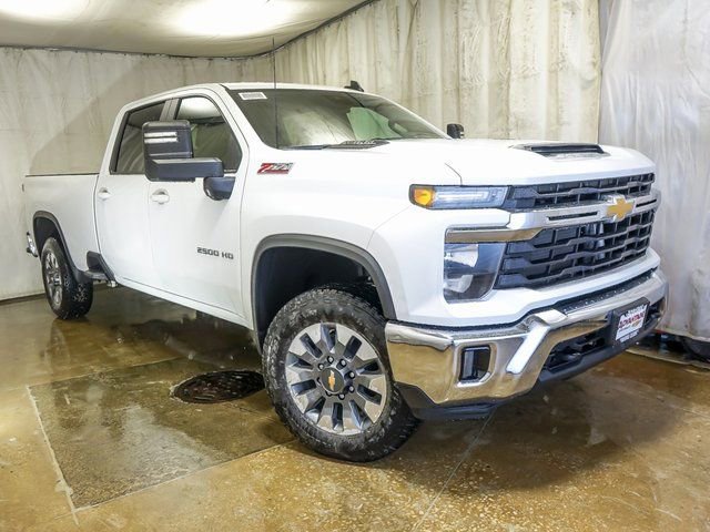New 2026 Chevrolet Silverado 2500 LT image 2