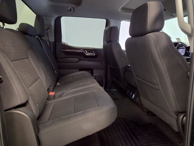 Used 2024 Chevrolet Silverado 1500 LT AWD/4WD image 16