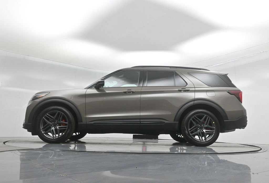 New 2026 Ford Explorer ST w/ Sun And Sound Package AWD/4WD image 7