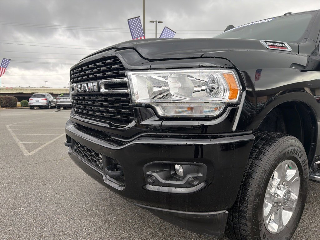 Used 2024 RAM 2500 Big Horn w/ Sport Appearance Package image 10