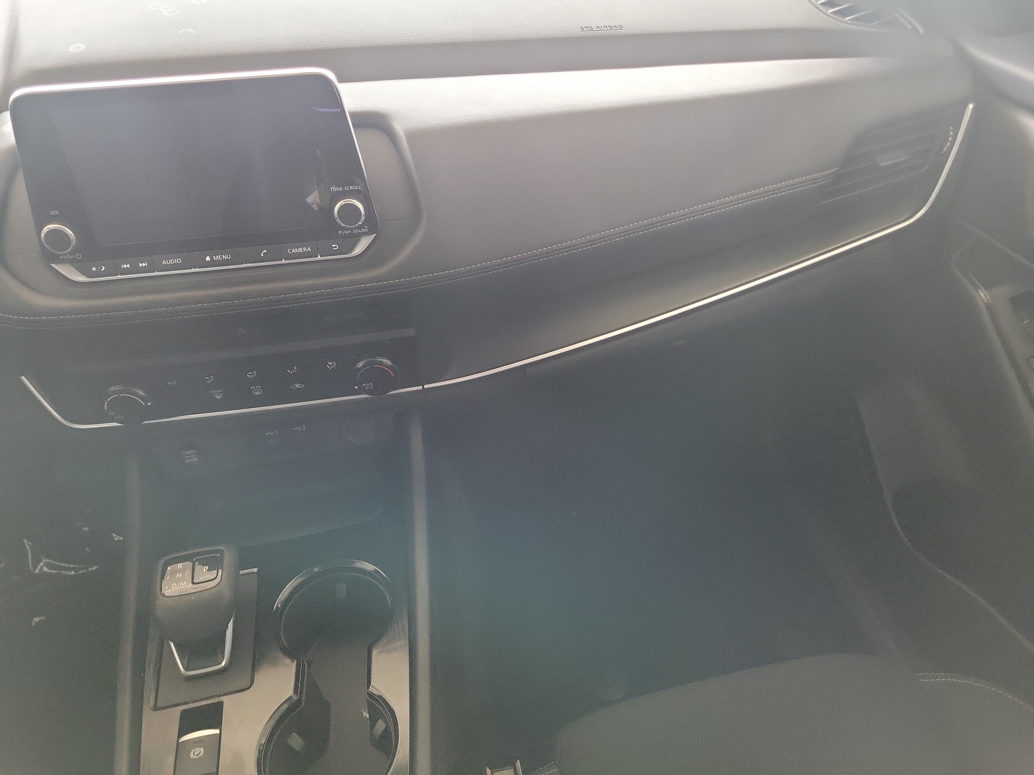Used 2025 Nissan Rogue S FWD image 17