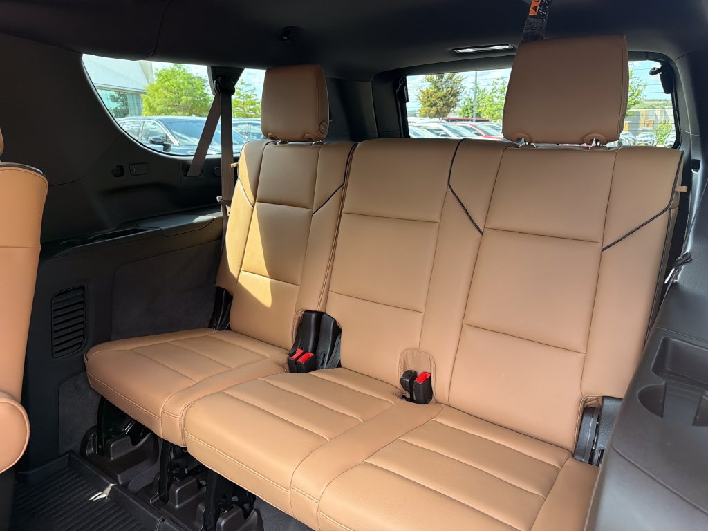 Used 2026 Cadillac Escalade ESV Luxury AWD/4WD image 40
