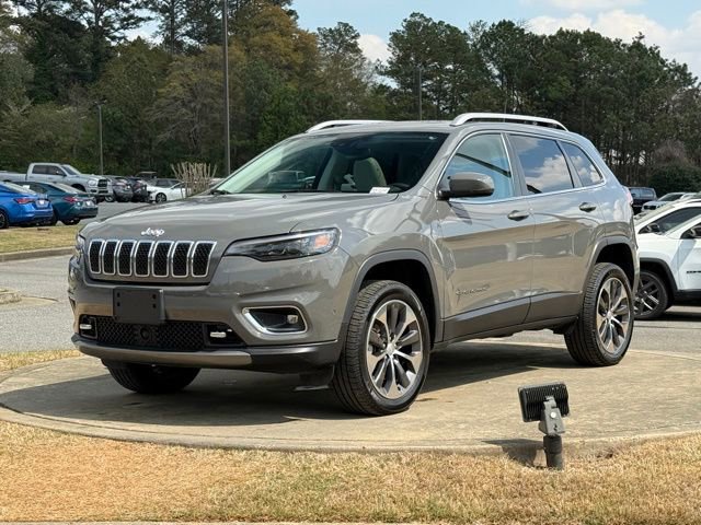 Used 2021 Jeep Cherokee Limited w/ Elite Package image 3