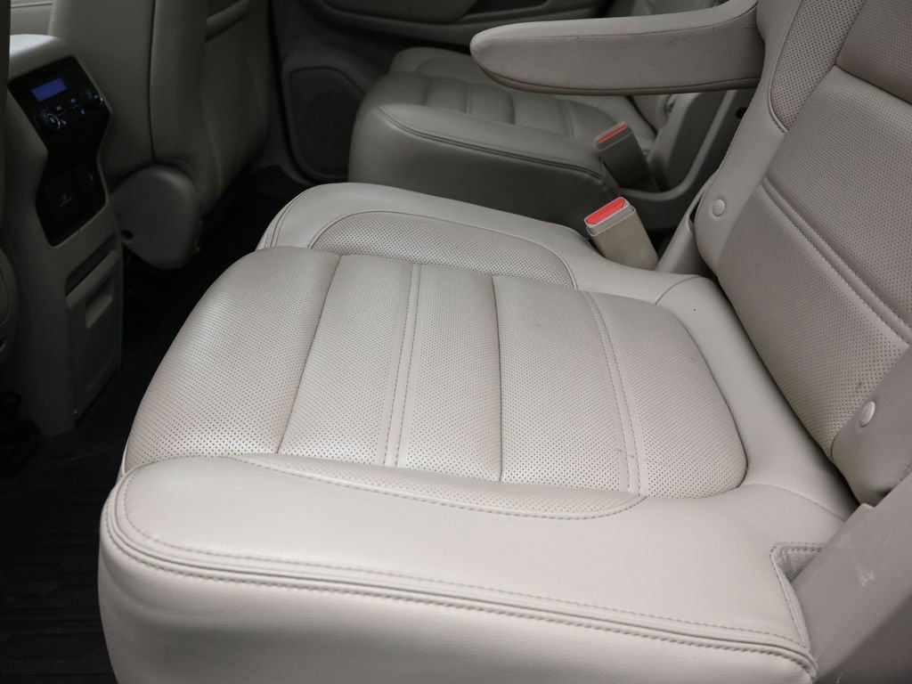 Used 2019 GMC Acadia Denali w/ Technology Package image 16