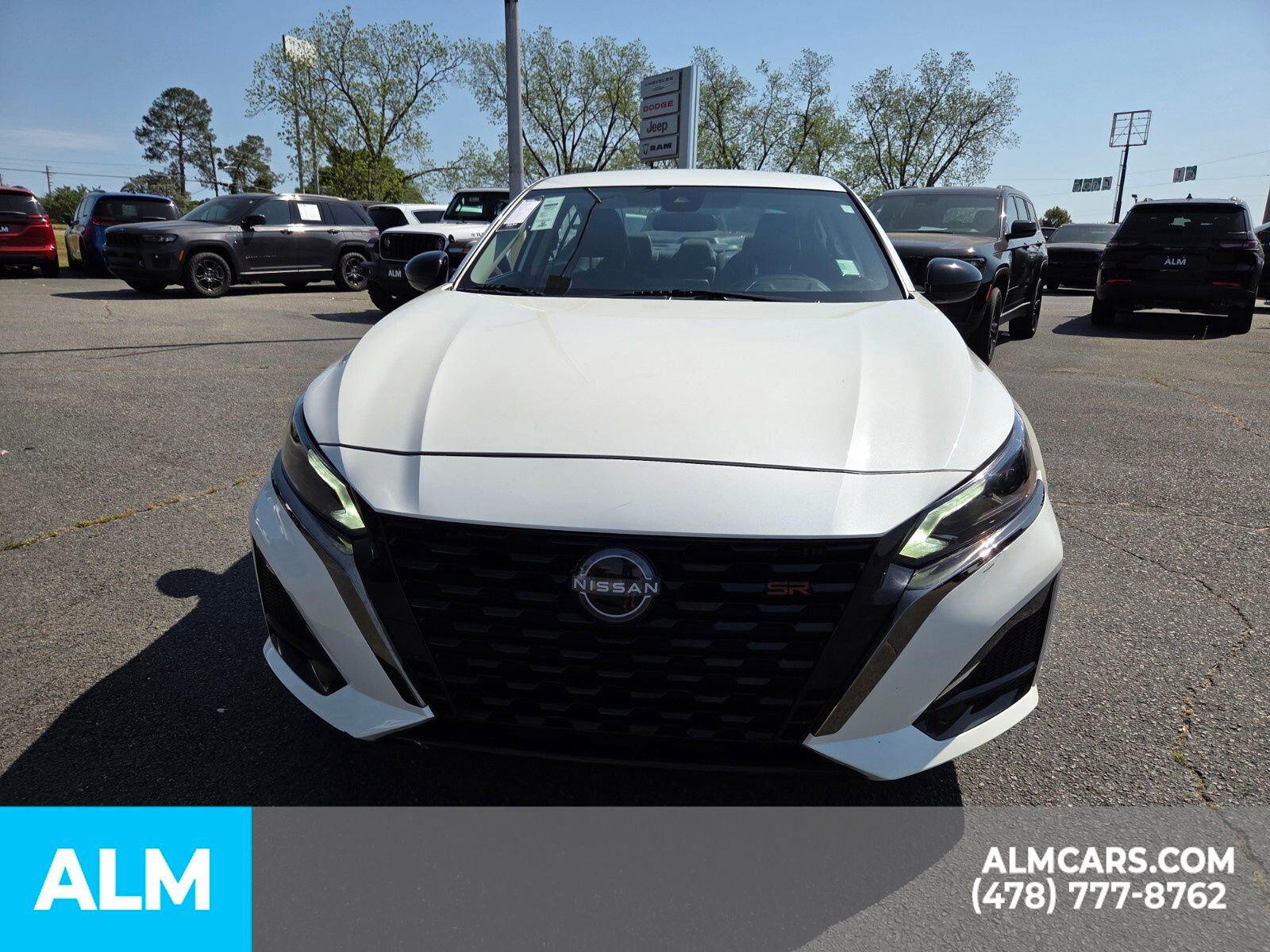 Used 2025 Nissan Altima 2.5 SR image 18