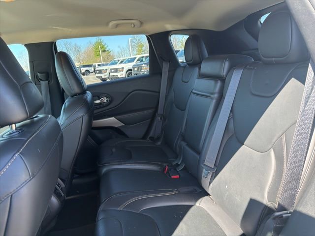 Used 2017 Jeep Cherokee Latitude w/ True North Edition image 12