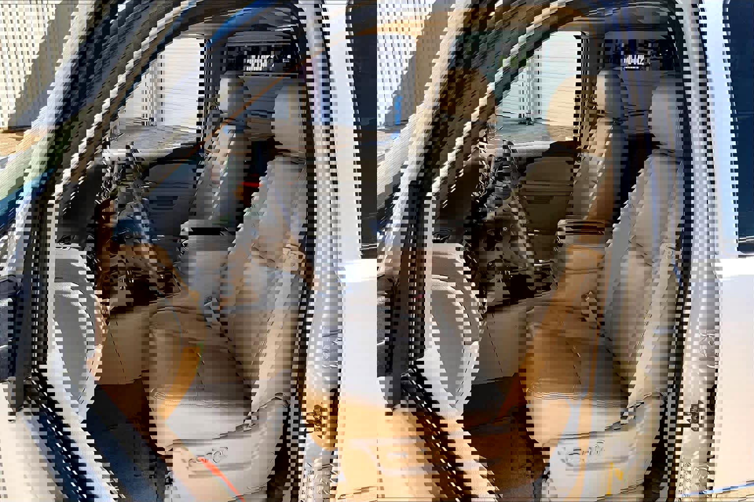 Used 2012 GMC Yukon SLT w/ Texas Edition image 8