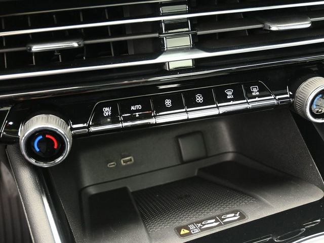 New 2026 Chevrolet Traverse LT w/ Sun and Wheel Package image 34