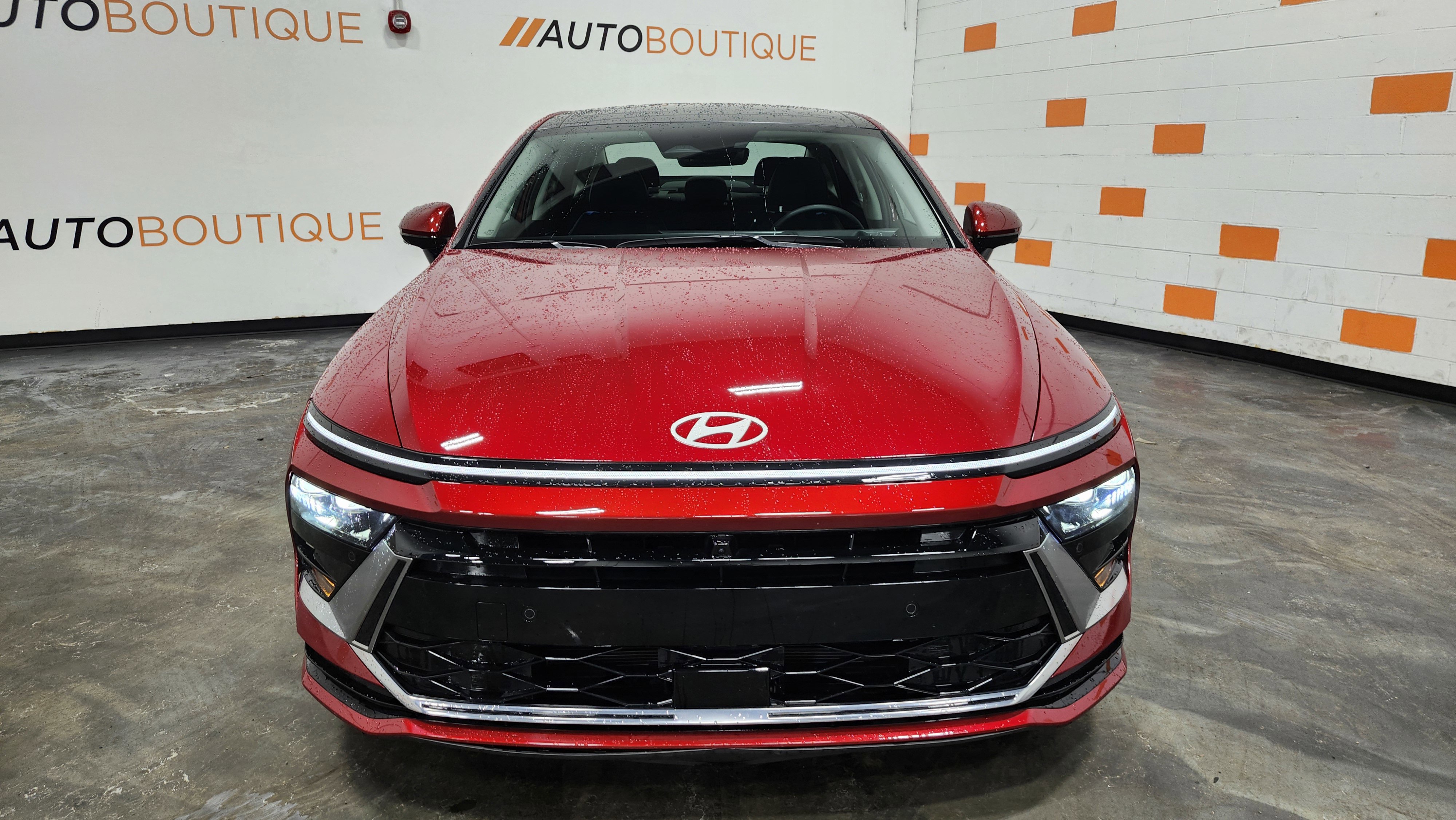 Used 2025 Hyundai Sonata Limited image 13