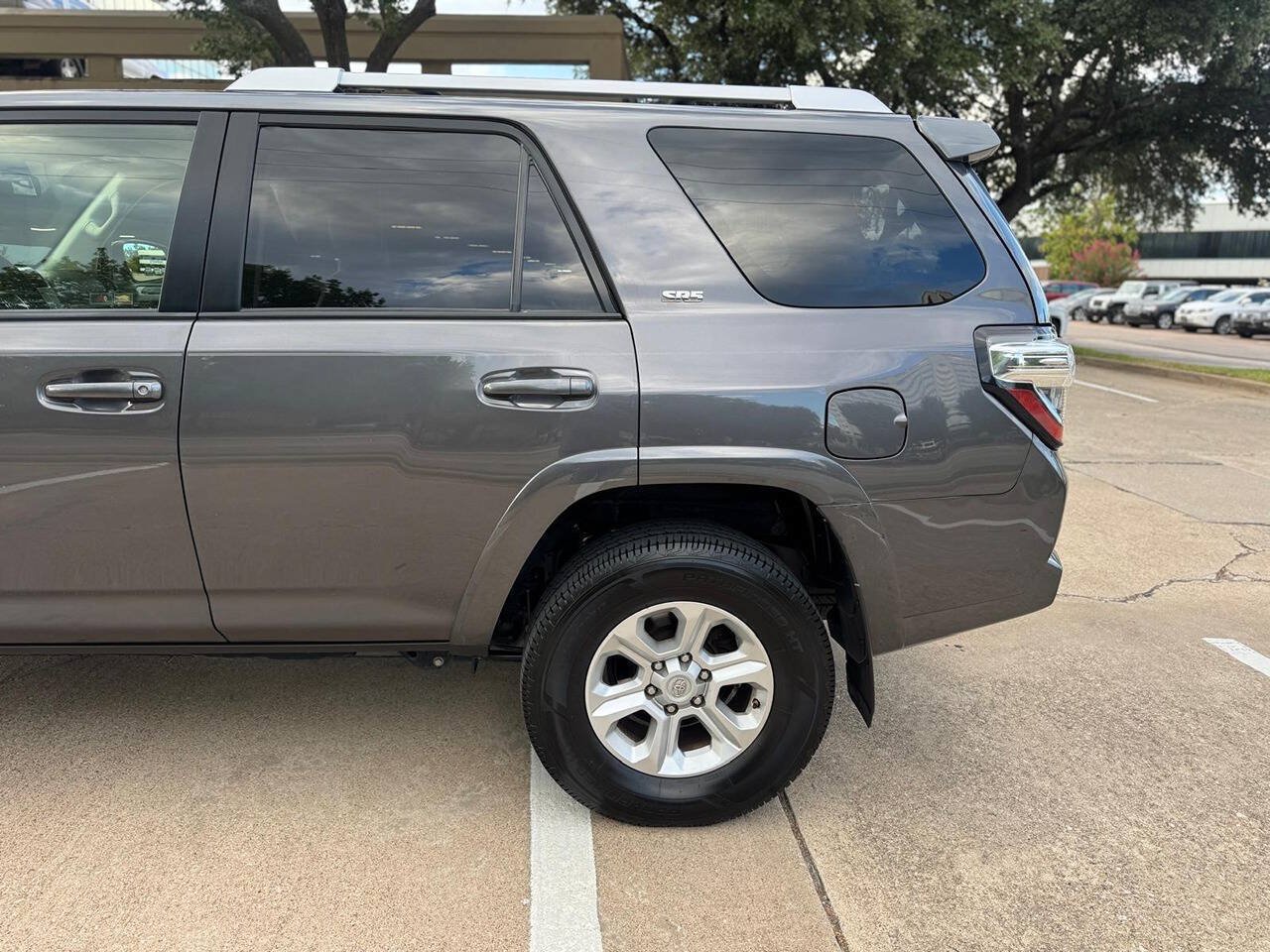 Used 2014 Toyota 4Runner SR5 Premium RWD image 4