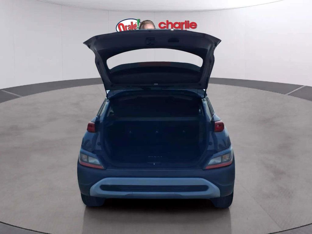 Used 2023 Hyundai Kona SEL w/ Convenience Package image 18