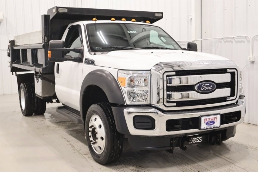 Used 2016 Ford F550 4x4 Regular Cab Super Duty image 3