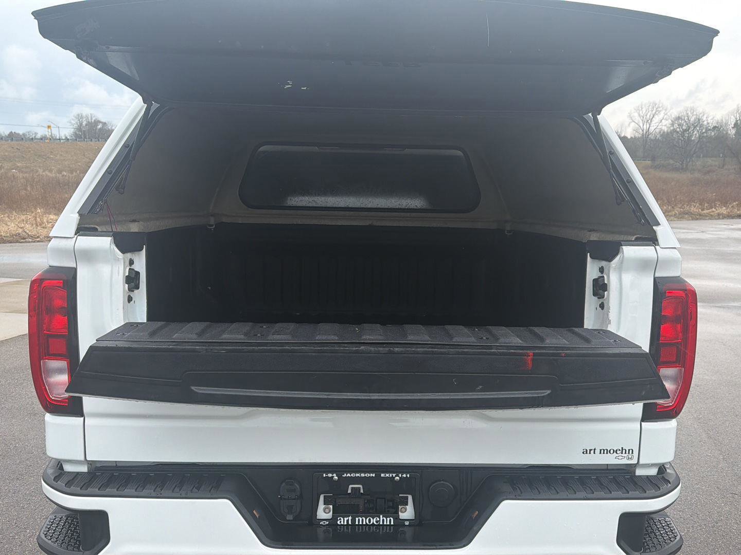 Used 2021 GMC Sierra 1500 Elevation w/ X31 Off-Road Package image 9