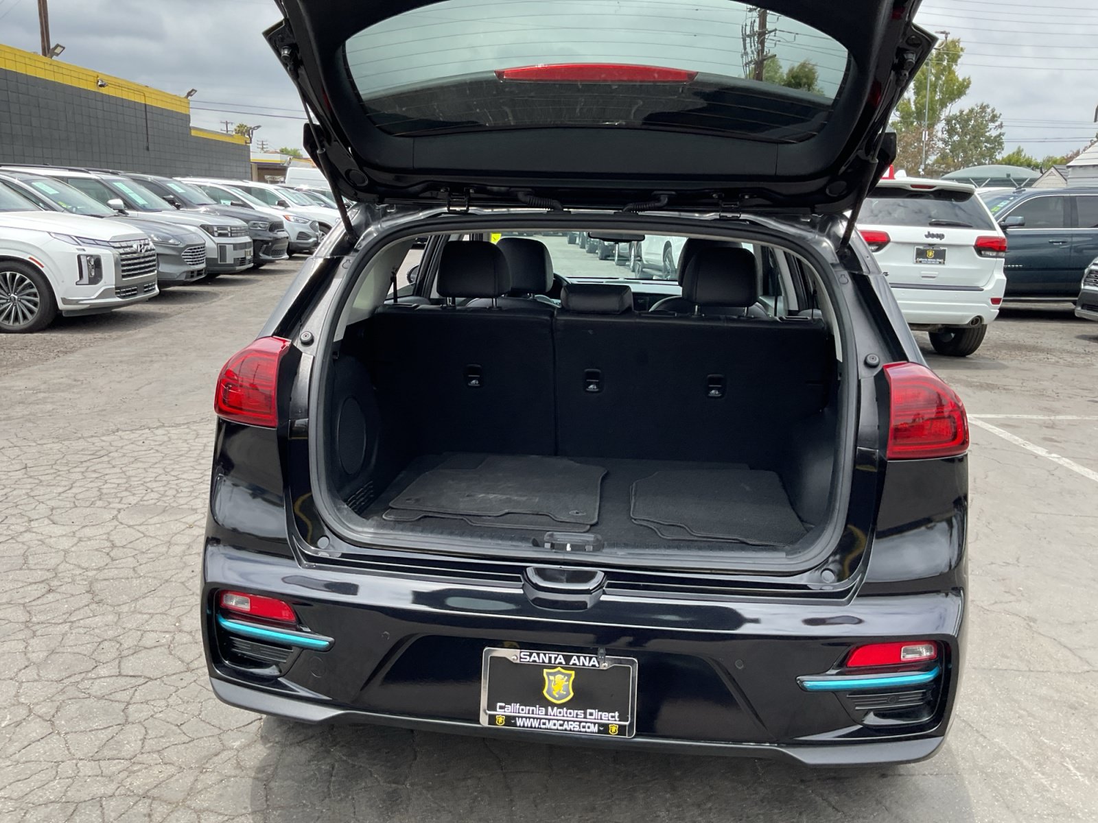 Used 2022 Kia Niro EX Premium FWD image 25