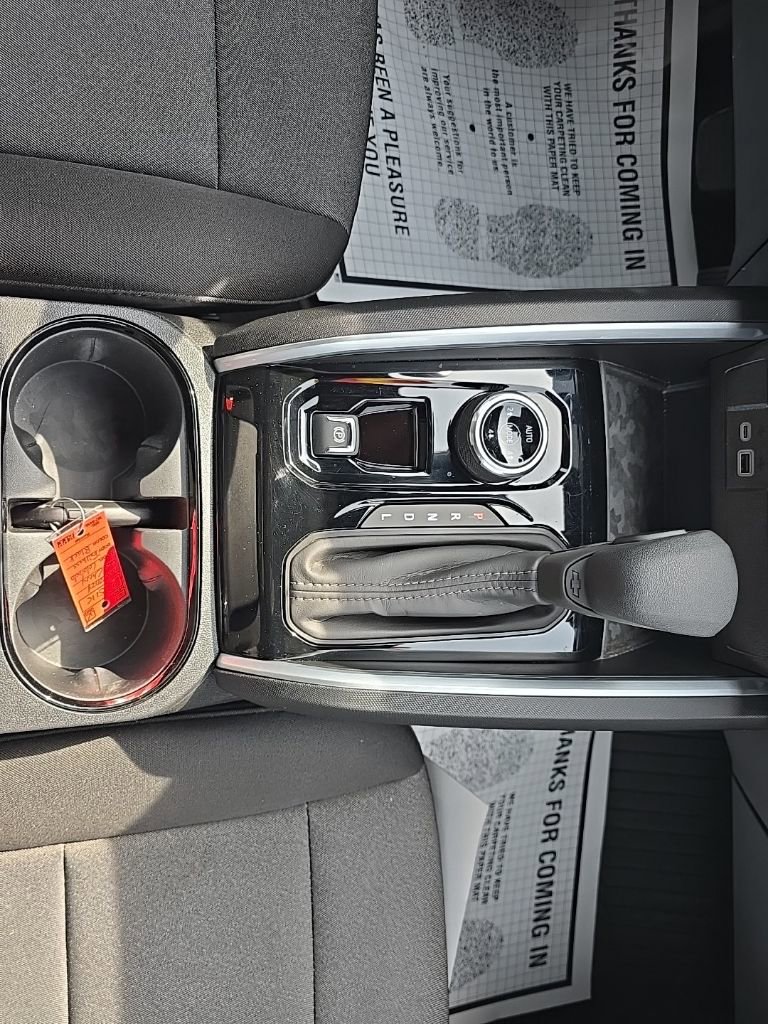 Used 2024 Chevrolet Colorado Trail Boss image 35