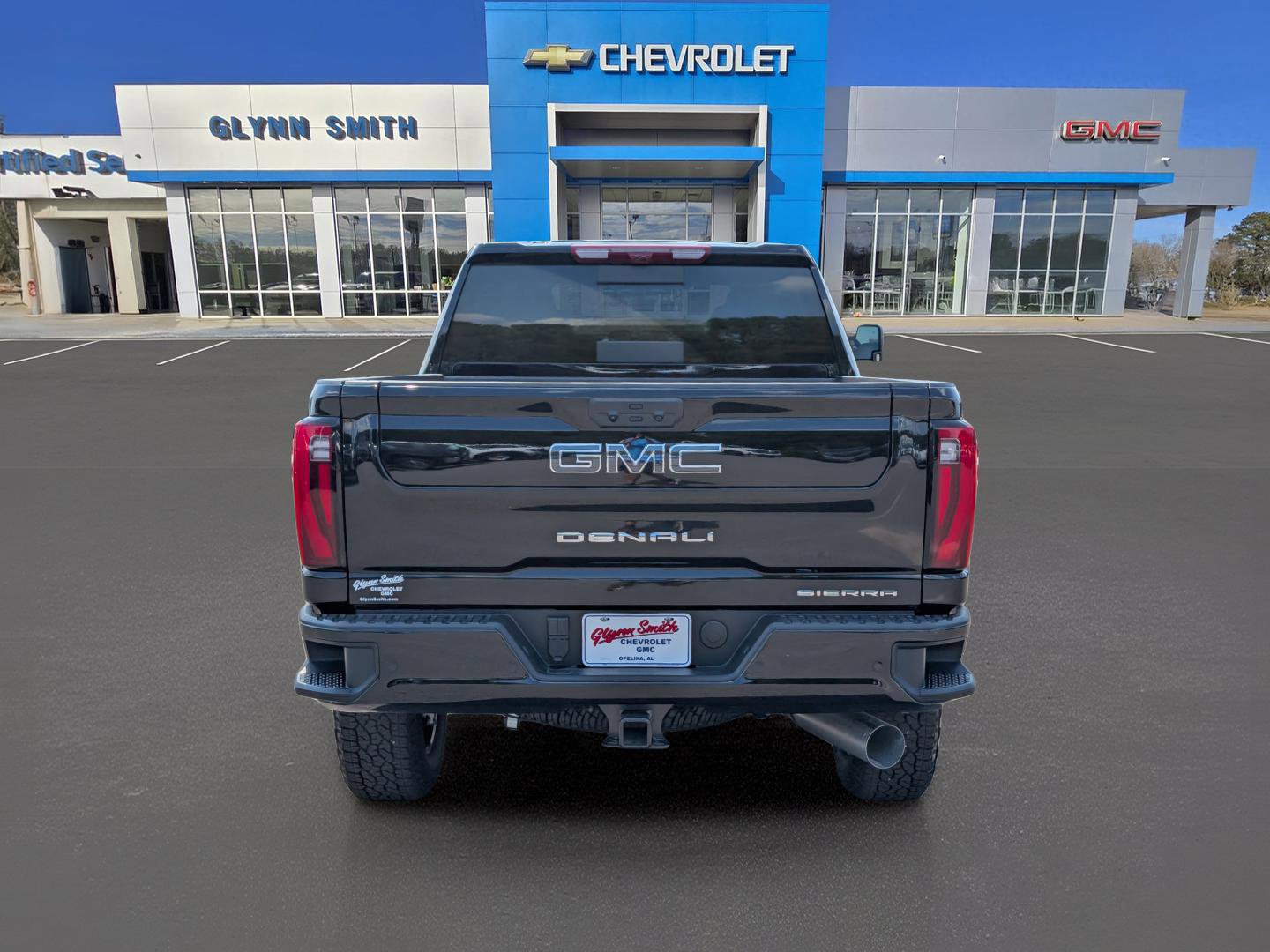 New 2026 GMC Sierra 2500 Denali Ultimate image 8