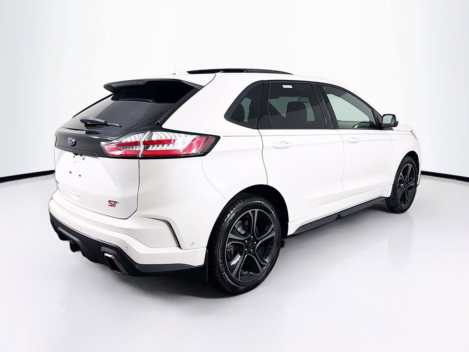 Used 2020 Ford Edge ST w/ Equipment Group 401A AWD/4WD image 11