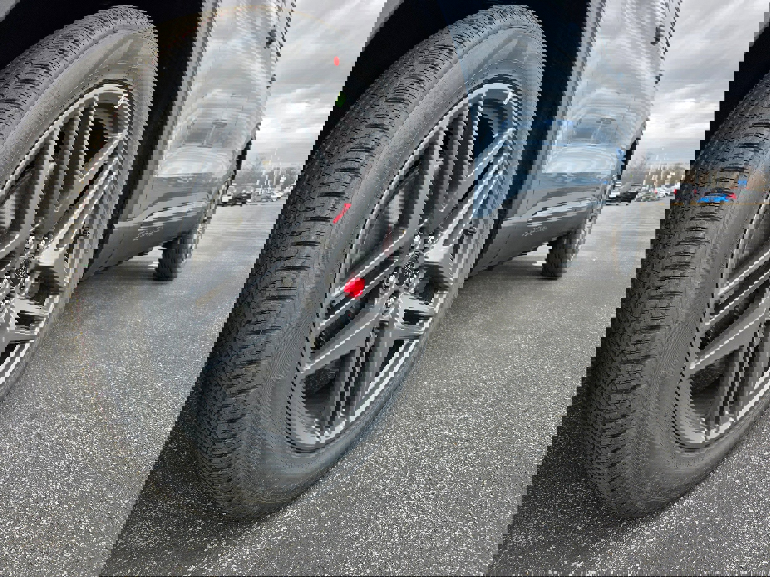 New 2026 Ford Explorer ST-Line w/ ST-Line Street Pack image 22