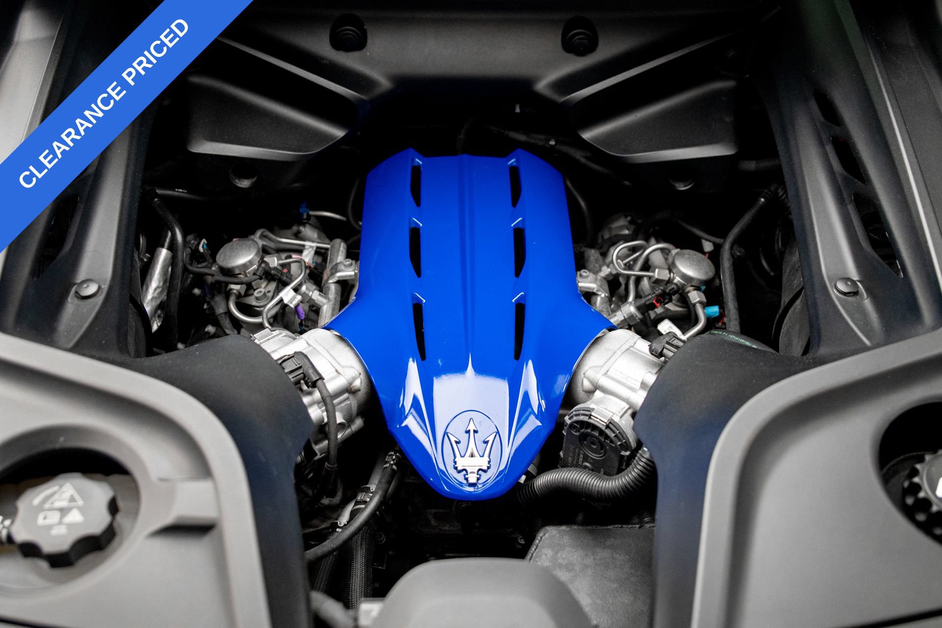 Used 2022 Maserati MC20 Coupe RWD image 35