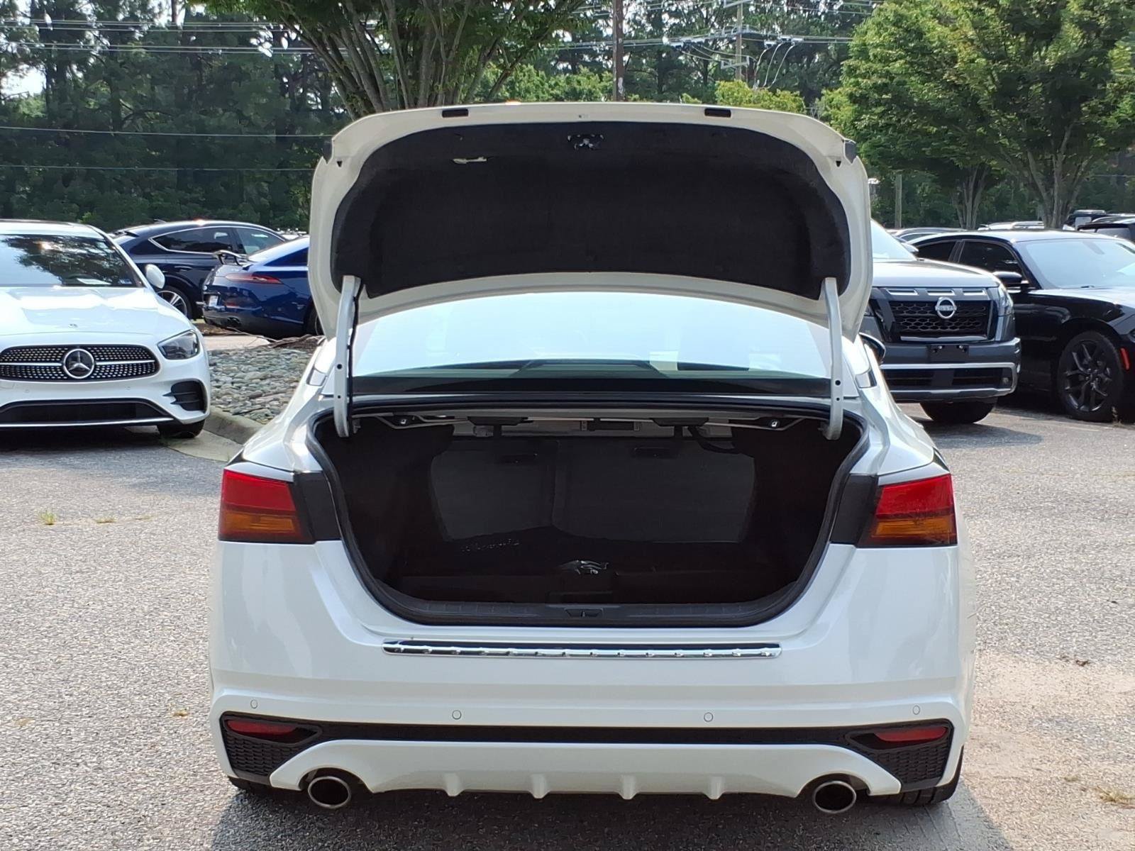 Used 2023 Nissan Altima 2.5 SL FWD image 30