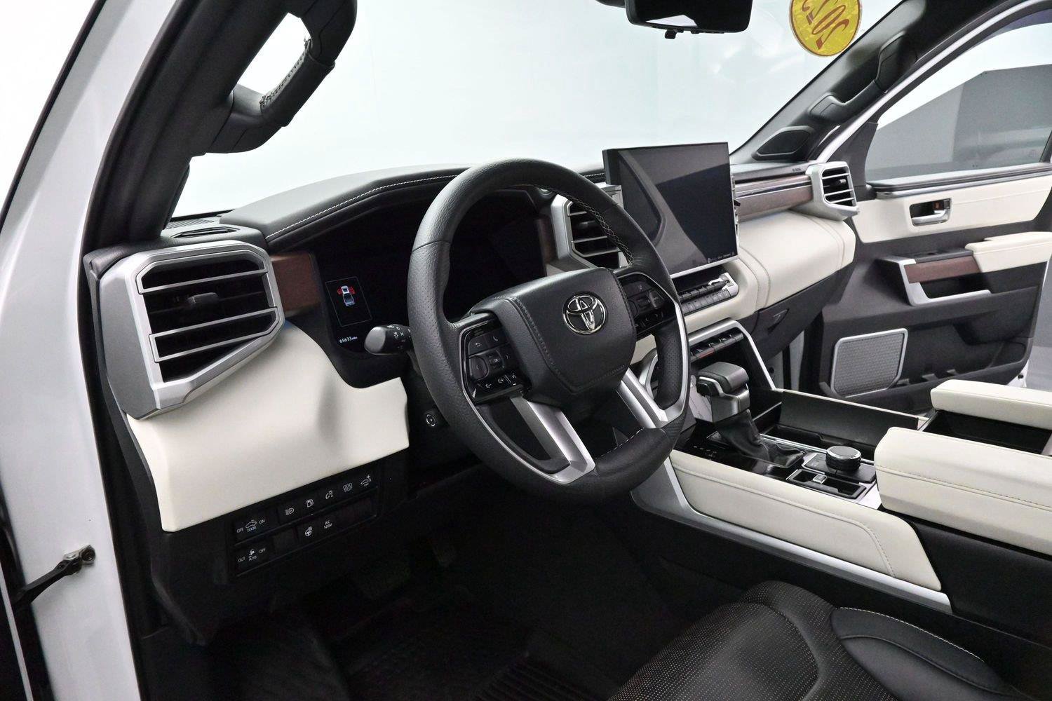 Used 2023 Toyota Tundra Capstone AWD/4WD image 17