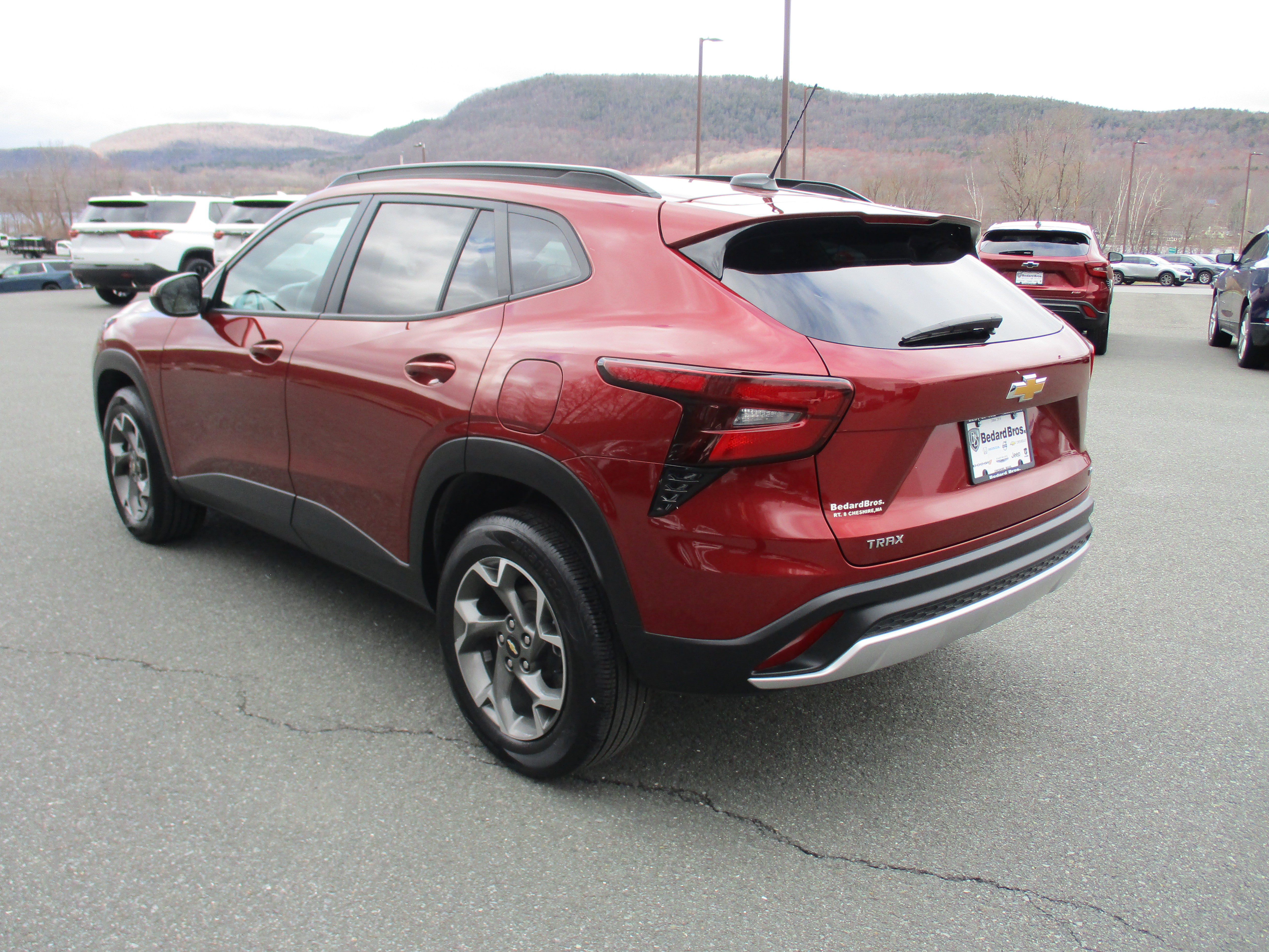 Certified 2024 Chevrolet Trax LT w/ Driver Confidence Package image 7