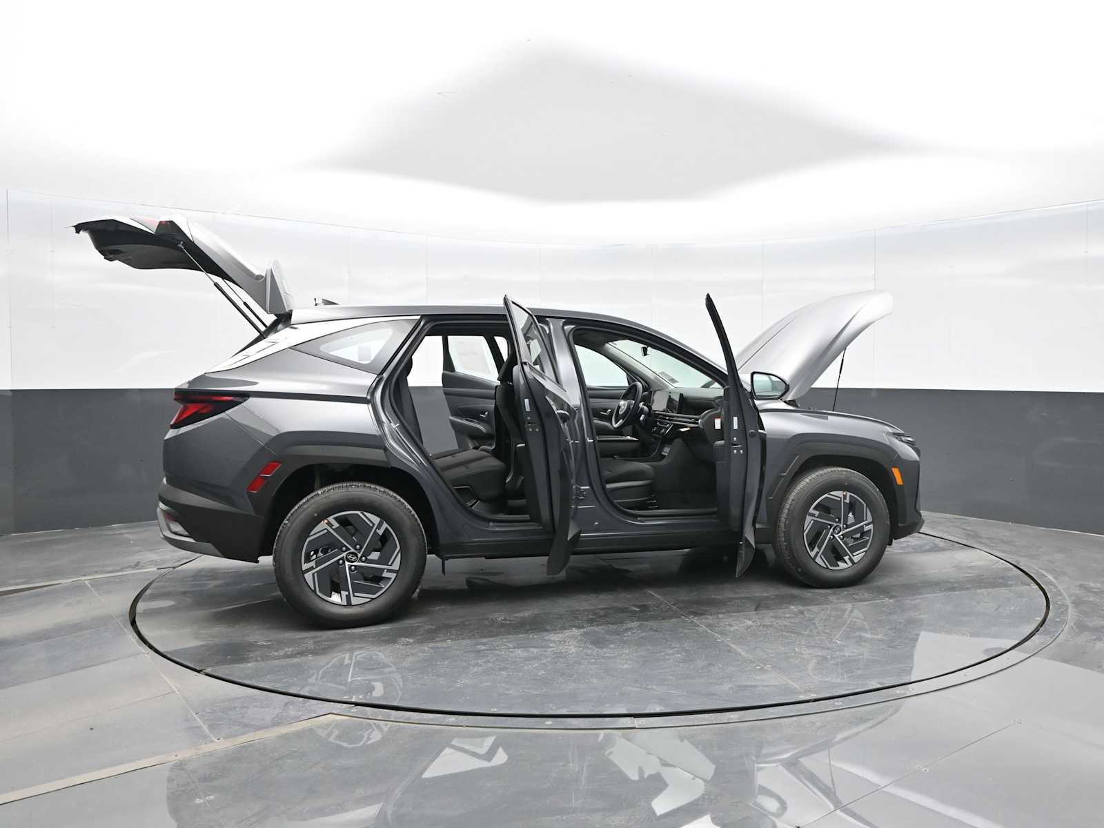 New 2026 Hyundai Tucson Blue SE image 41