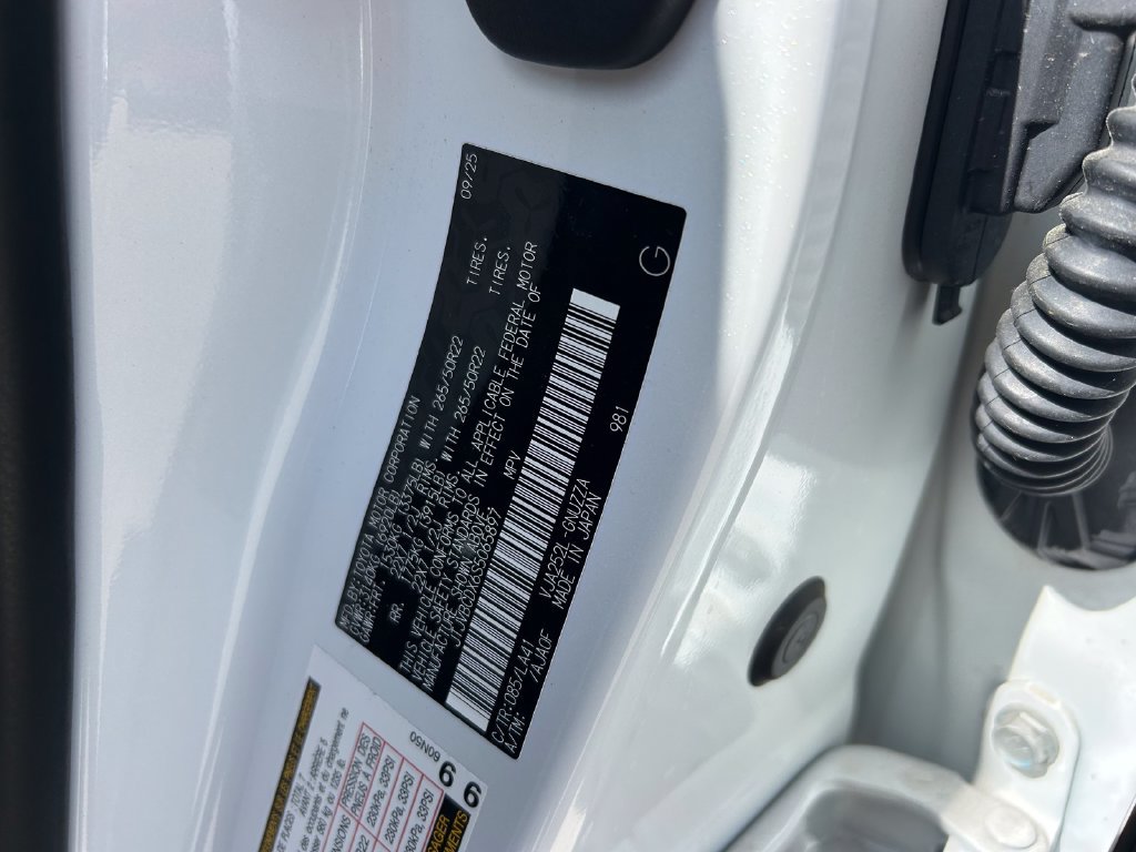 Used 2025 Lexus GX 550 AWD/4WD image 10
