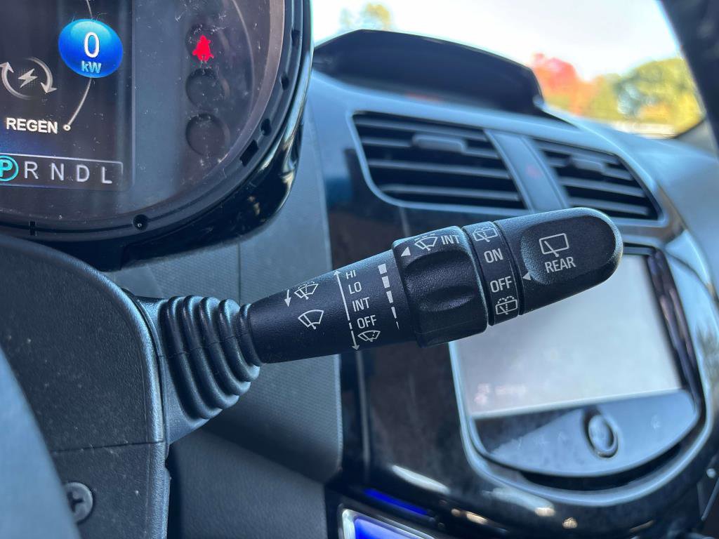 Used 2015 Chevrolet Spark LT image 26