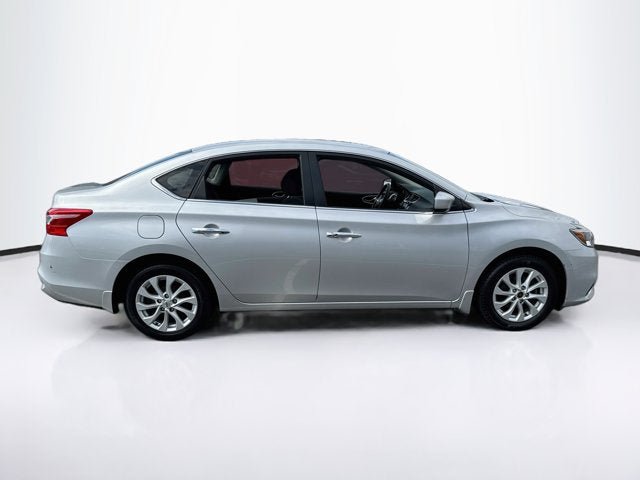 Certified 2019 Nissan Sentra SV FWD image 4
