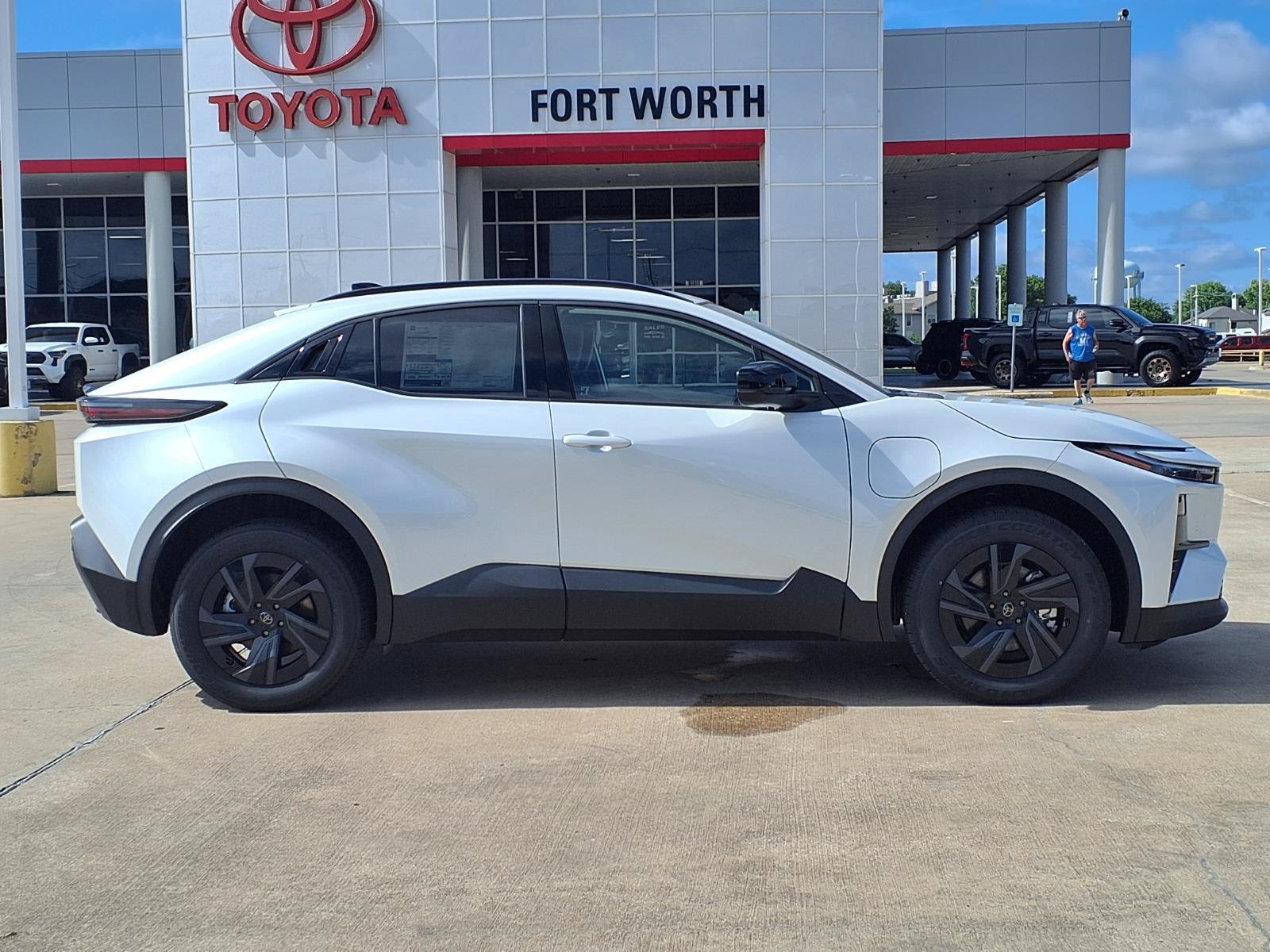 New 2026 Toyota C-HR AWD/4WD image 10